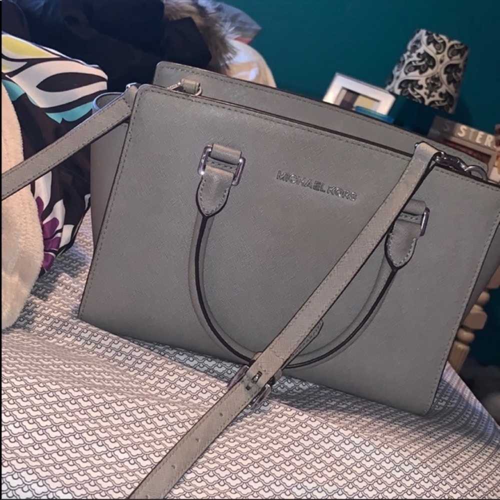 Michael Kors purse